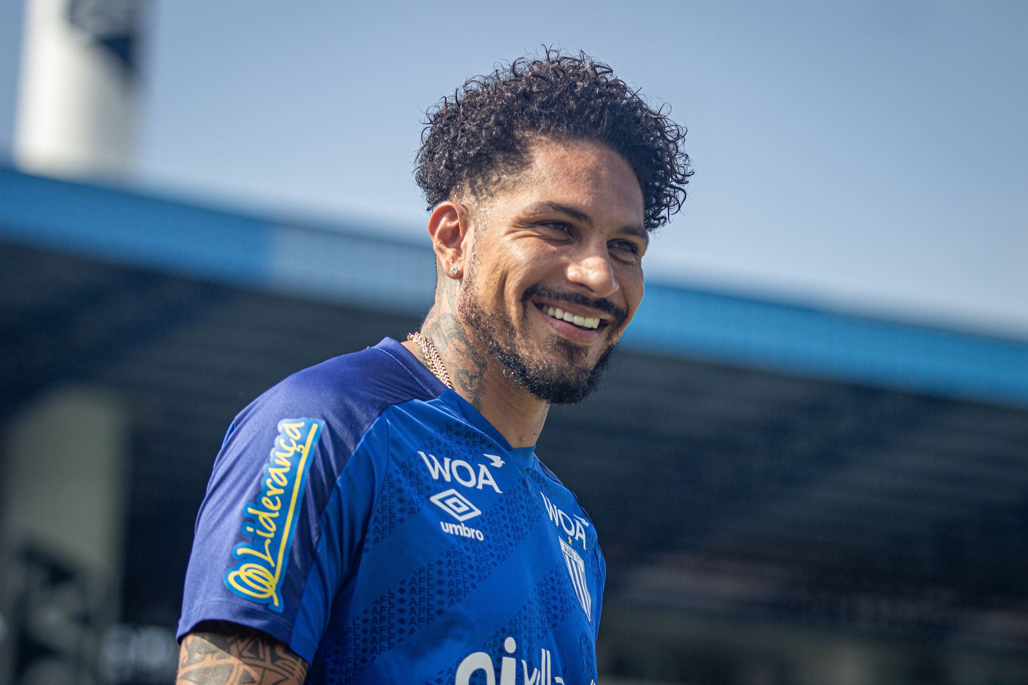 Herói do Mundial do Corinthians, Guerrero pode jogar no Racing