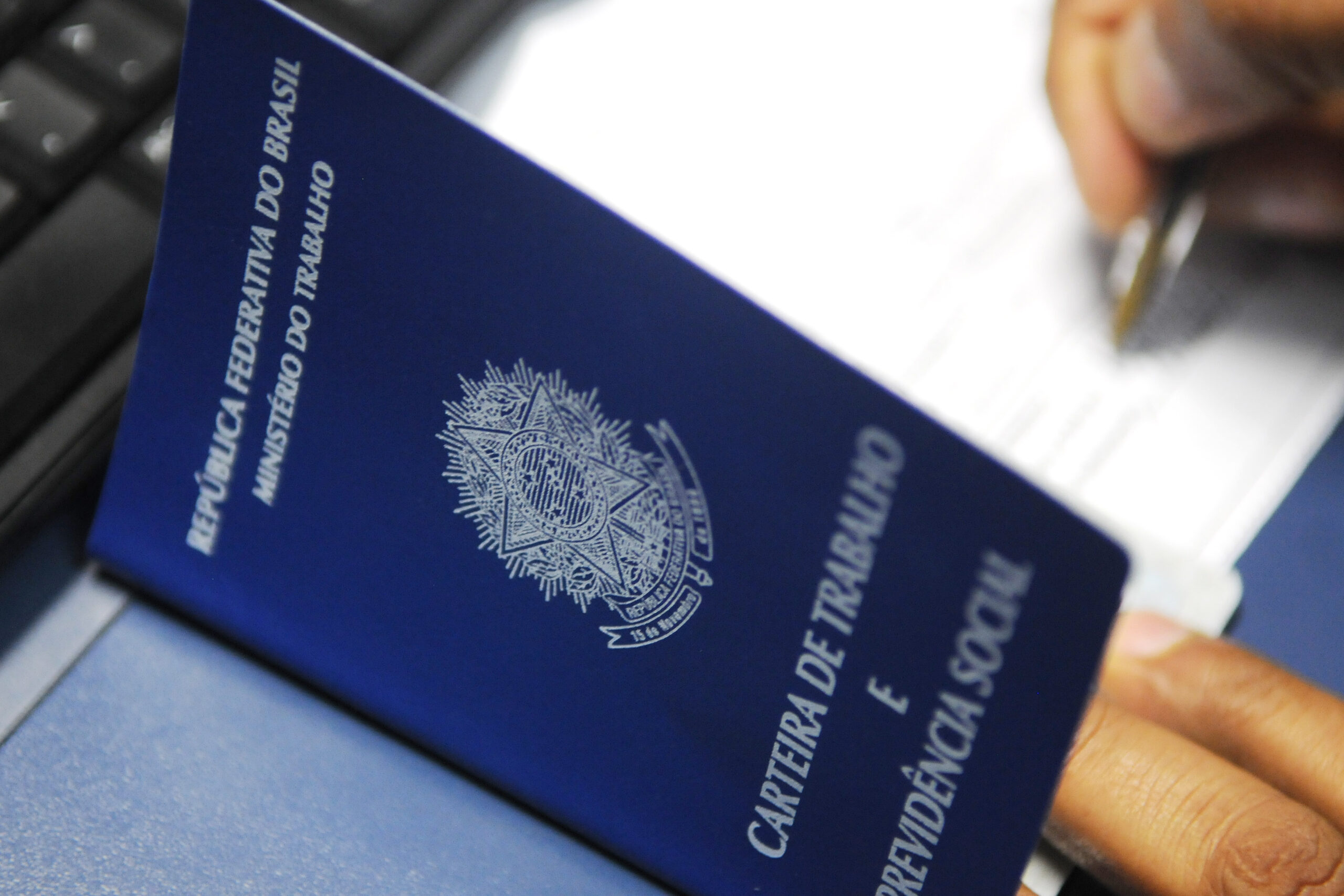 Agências do trabalhador oferecem 159 vagas de emprego nesta quinta (19)