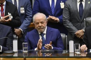 Imprensa internacional repercute posse de Lula para terceiro mandato; veja