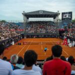 Estrela do Rio Open, Carlos Alcaraz se lesiona e desiste na estreia