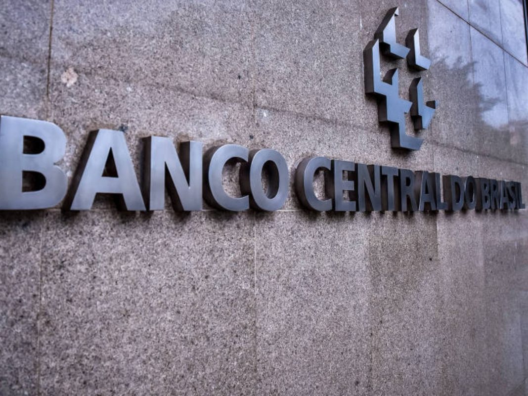corte-menor-a-vista:-petroleo-e-fed-reduzem-ritmo-percentual-de-corte-da-selic corte-menor-a-vista:-petroleo-e-fed-reduzem-ritmo-percentual-de-corte-da-selic