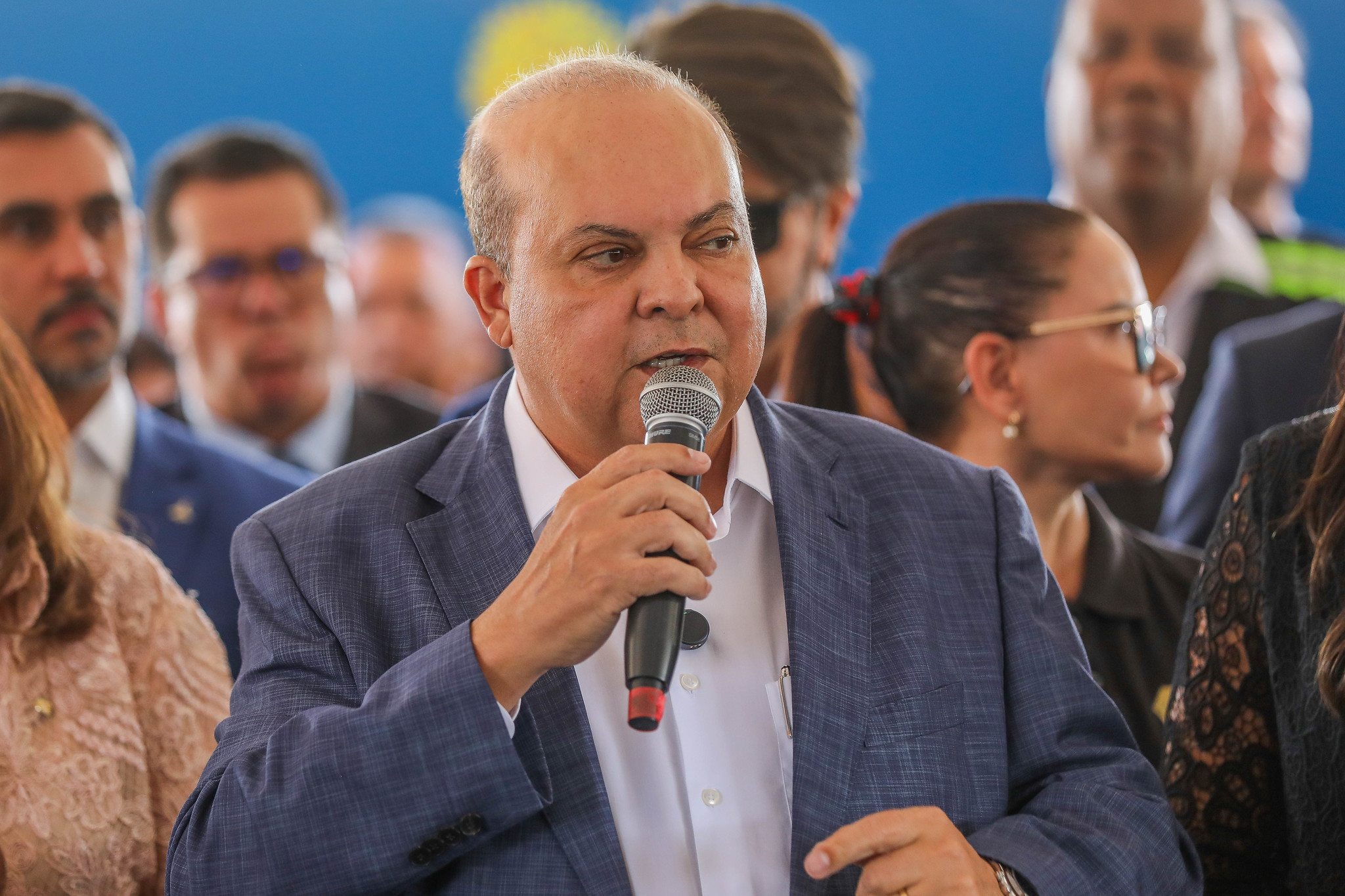 apos-repercussao-negativa,-ibaneis-baixa-o-tom-e-volta-declarar-apoio-a-reeleicao-de-celina apos-repercussao-negativa,-ibaneis-baixa-o-tom-e-volta-declarar-apoio-a-reeleicao-de-celina