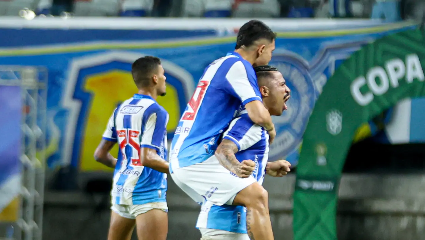 paysandu-goleia-anapolis,-vira-o-placar-agregado-e-e-campeao-da-copa-verde paysandu-goleia-anapolis,-vira-o-placar-agregado-e-e-campeao-da-copa-verde
