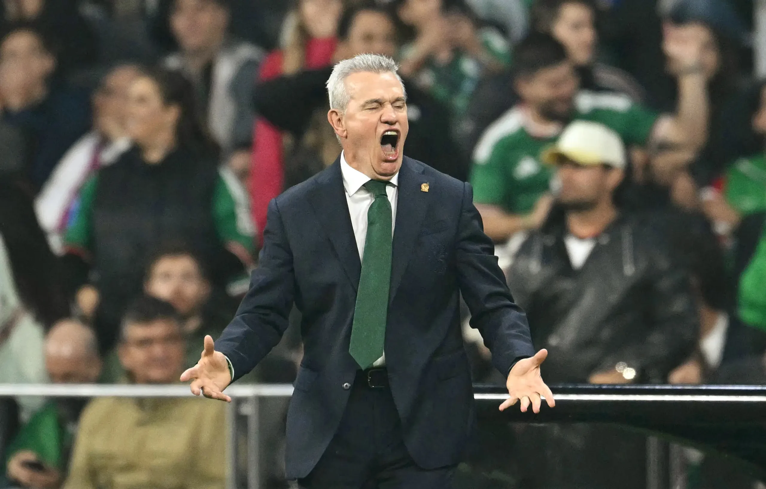 mexico-‘merecia-uma-noite-como-esta’,-comemora-aguirre-apos-classificacao-para-as-oitavas-da-copa mexico-‘merecia-uma-noite-como-esta’,-comemora-aguirre-apos-classificacao-para-as-oitavas-da-copa